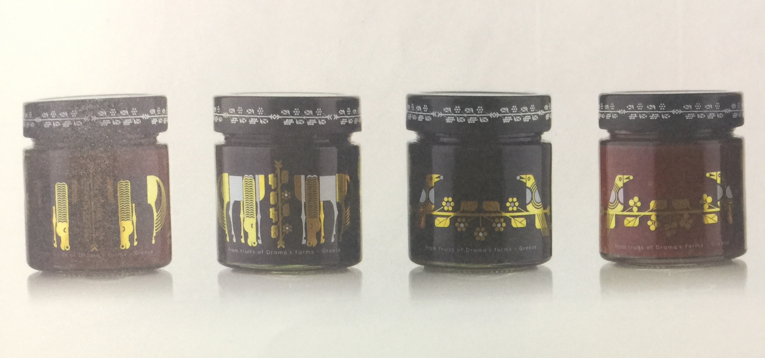 帶來獨特味覺體驗的食品-黑莓、銀果胡頹子和沙棘果醬包裝設(shè)計